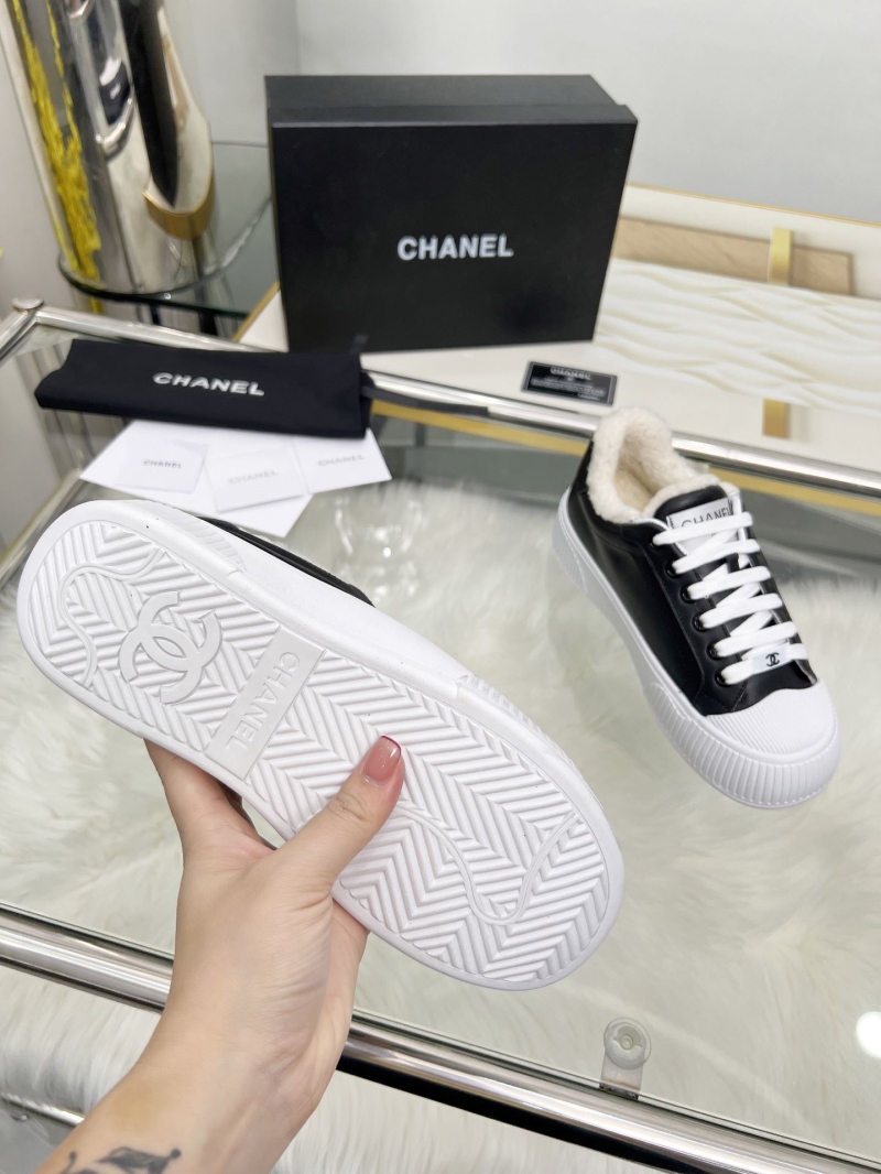Ch**el sport shoes